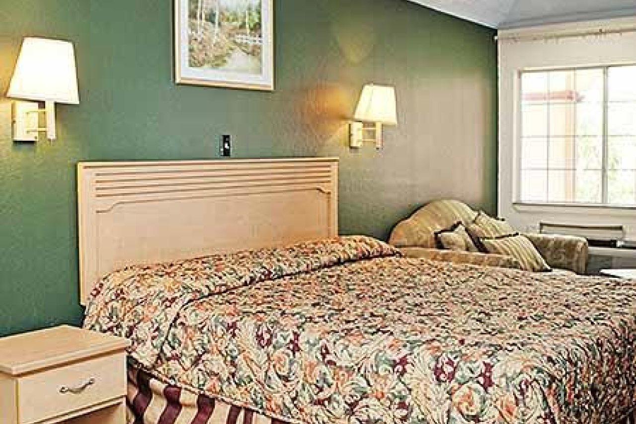 Crystal Inn 249 North Louetta Extérieur photo